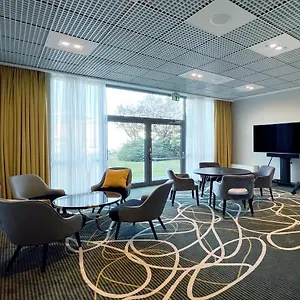 Leonardo Hotel